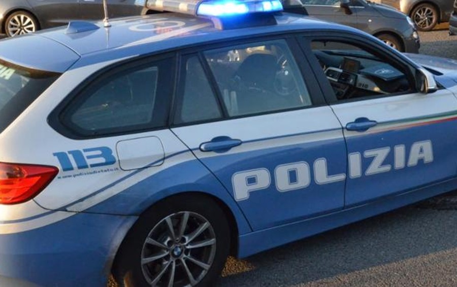 Danneggiamento di motoveicoli in via dei Burlo, denunciati i possibili responsabili
